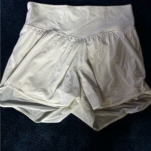 Lulu Women's White bridal lululemon Athletic Shorts with mesh overlay